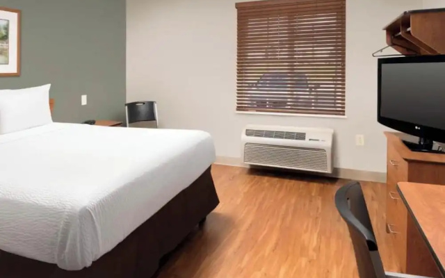 photo 4 of Studio 6 Extended Stay Cincinnati Sharonville OH