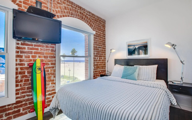 photo 4 of Venice Breeze Suites
