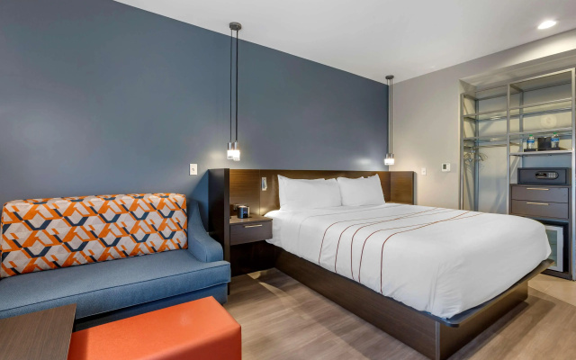 photo 4 of Vīb Hotel by Best Western Phoenix - Tempe