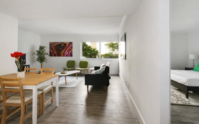 photo 5 of Vibrant 1BR in Coconut Grove by Sonder