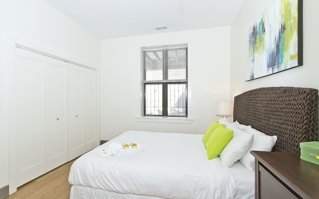 photo 5 of Vibrant 2BR in Wrigleyville by Sonder