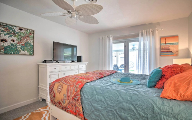 photo 3 of 1 Mi to Deerfield Beach: Home w/ Outdoor Oasis!