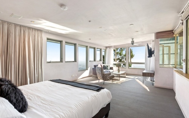 photo 2 of Villa Sunset Hilltop