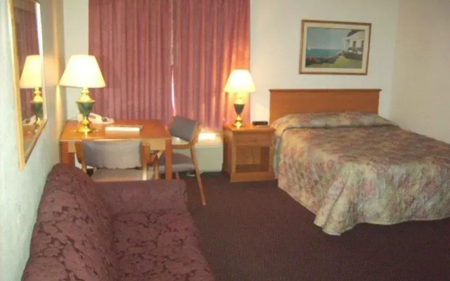 photo 3 of Village West Resort & Hotel