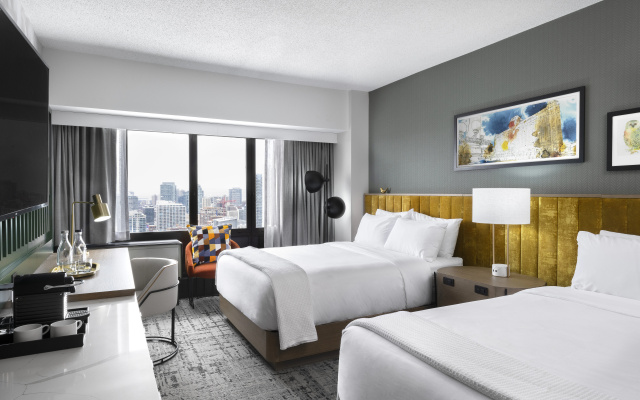 photo 4 of voco Chicago Downtown - Riverwalk by IHG