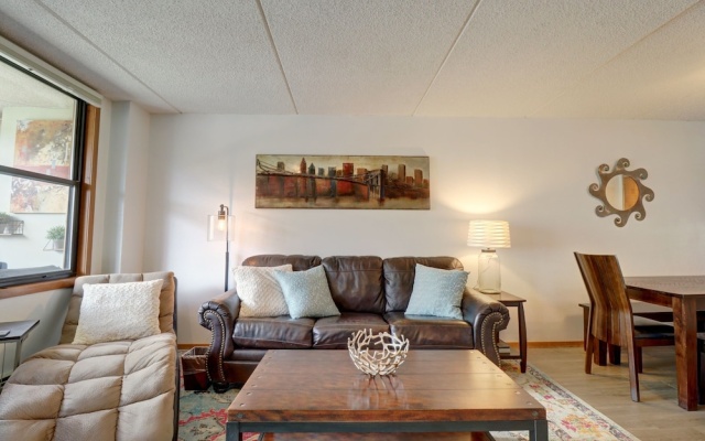 photo 5 of Vs348 Village Square 1 Br 1 Ba 1 Bedroom Condo by RedAwning