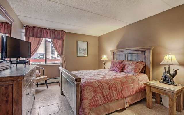 photo 2 of Spacious Condo in the Heart of Center Village - Pet Friendly - VS367 by Redawning