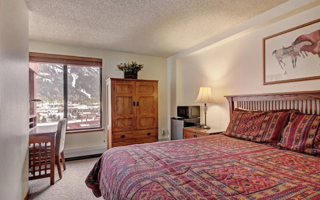 photo 2 of VS641H Village Square 1Br 1Ba Hotel Room