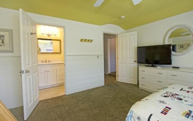 photo 2 of W Bay Ave 68215 by RedAwning