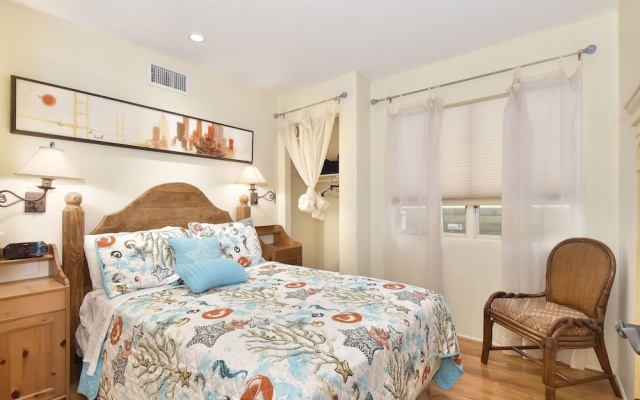 photo 4 of W Ocean Front 68263 by RedAwning