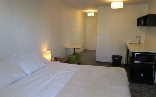 photo 4 of Waikiki Central Hotel