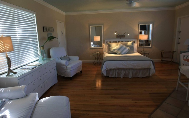photo 3 of Walkabout Beach Resort