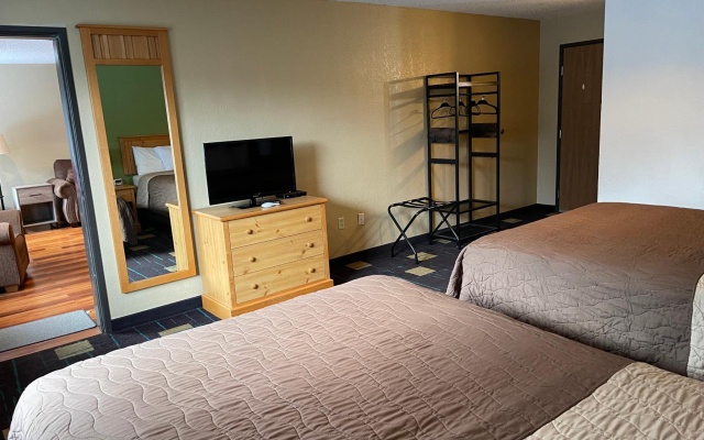 photo 3 of Walker Hotel