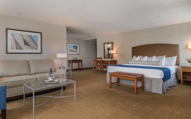 photo 4 of Water's Edge Resort & Spa