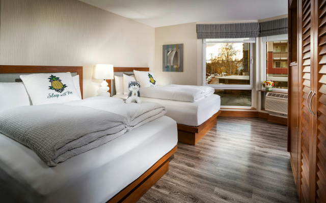 photo 5 of Staypineapple, Watertown Hotel, University District Seattle