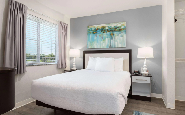 photo 4 of WaterWalk Extended Stay by Wyndham Minneapolis - Plymouth