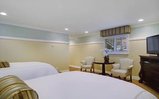 photo 5 of Wayside Inn