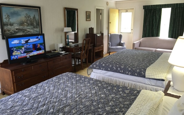 photo 2 of Weathervane Motel