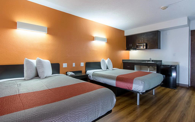 photo 3 of Motel 6 Atlanta, GA - Atlanta Airport