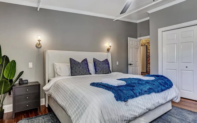 photo 4 of West End Loft Downtown 5 min walk to River St