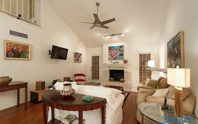 photo 2 of Western Gallery By Signature Vacation Rentals