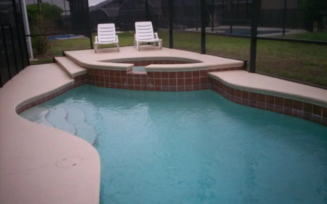 photo 3 of R1 Westhaven 4 bed / 3 Bath