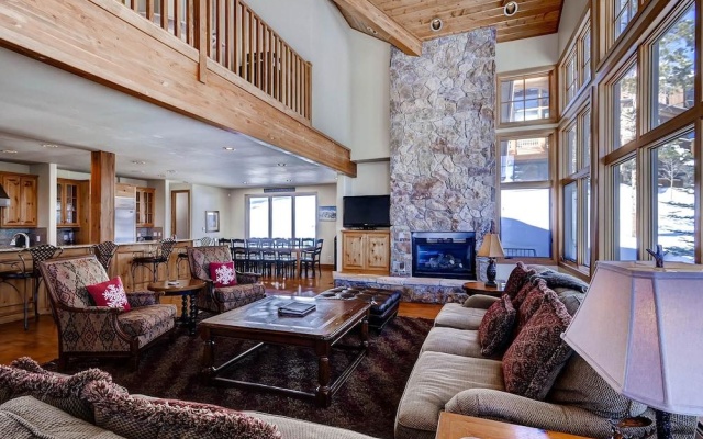 photo 3 of ResortQuest Westridge Lodge