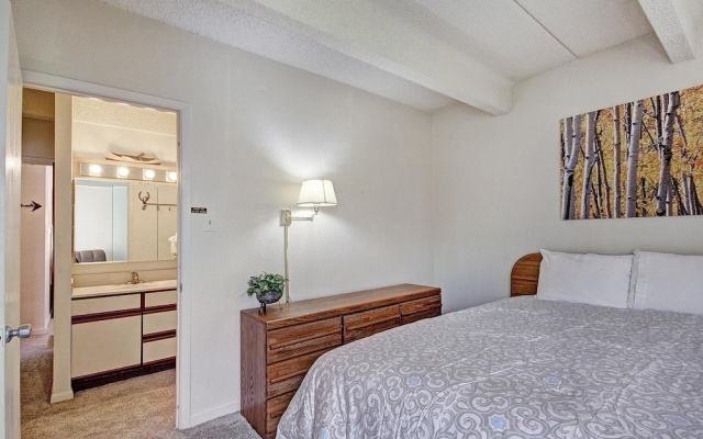 photo 2 of Wheeler House Spacious East Village Condo, Easy Walk to Super Bee - WH104 by Redawning
