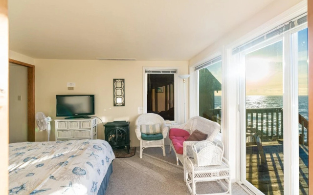 photo 3 of Whale Pointe 2 Br cottage by RedAwning
