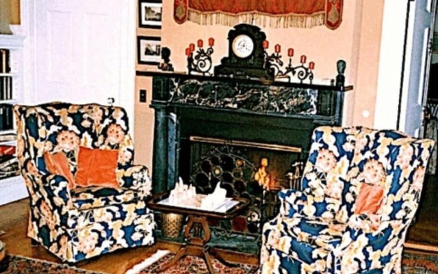 photo 3 of Whistler's Inn Bed & Breakfast