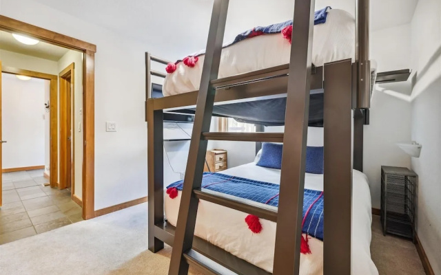 photo 5 of White Cap Lodge 4 Bedrooms 3 Bathrooms Townhouse