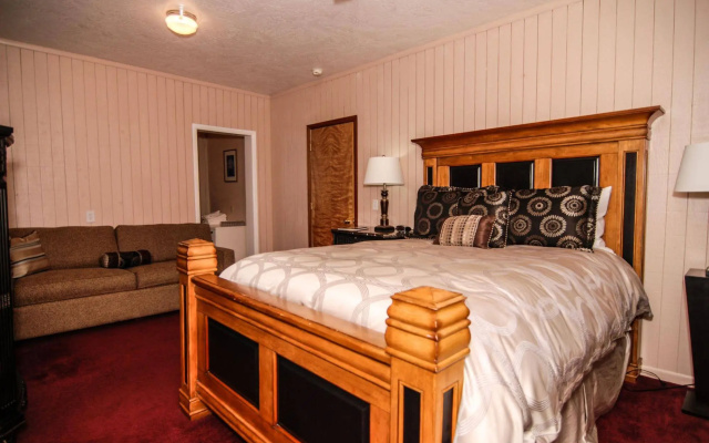 photo 4 of White Horse Hotel