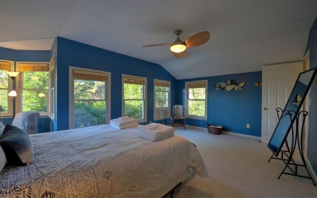 photo 3 of Wildflower Mountain Cottage - 3 Br Home
