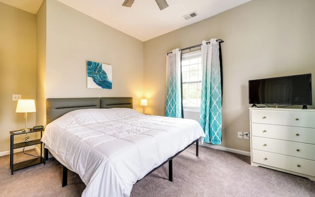 photo 5 of Wilmington Getaway Near Riverwalk + Downtown!