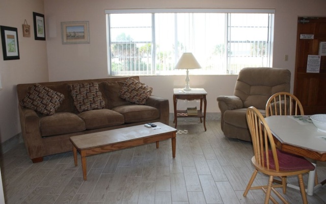 photo 3 of iBeach Resort