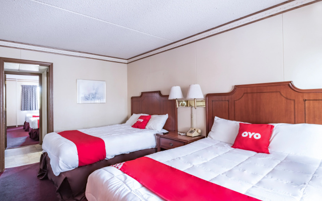 photo 3 of OYO Hotel Windmill Branson