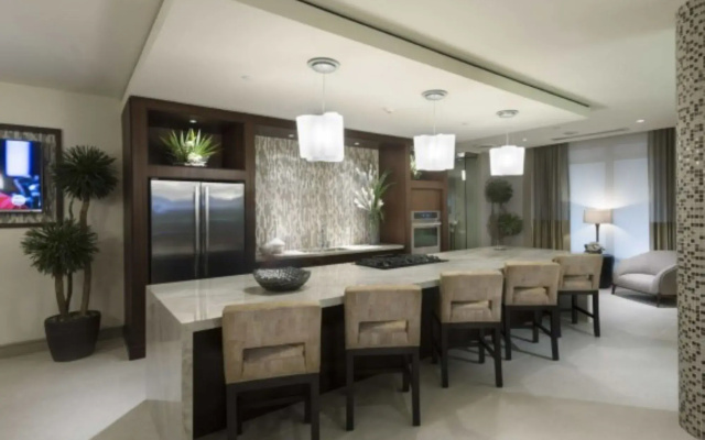 photo 3 of Windsor at Cambridge Park by Global Luxury Suites