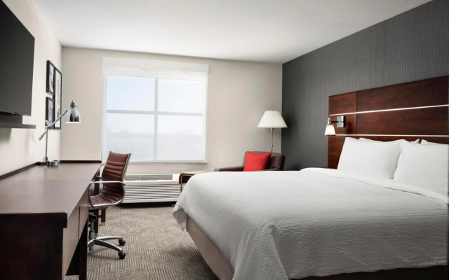 photo 3 of Holiday Inn Cincinnati Liberty Way by IHG