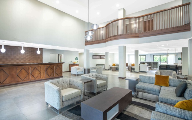 photo 2 of Wingate by Wyndham - Greenville-Airport