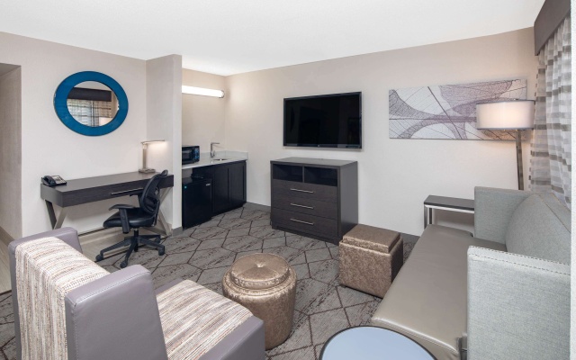 photo 4 of Wingate by Wyndham - Greenville-Airport