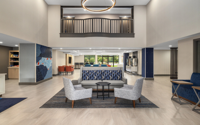 photo 2 of Holiday Inn Express Fayetteville – Fort Bragg by IHG