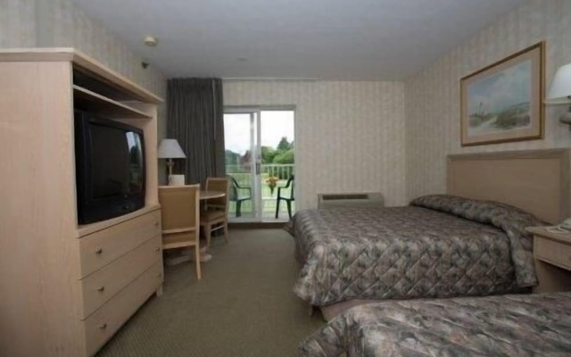 photo 4 of Winnapaug Inn