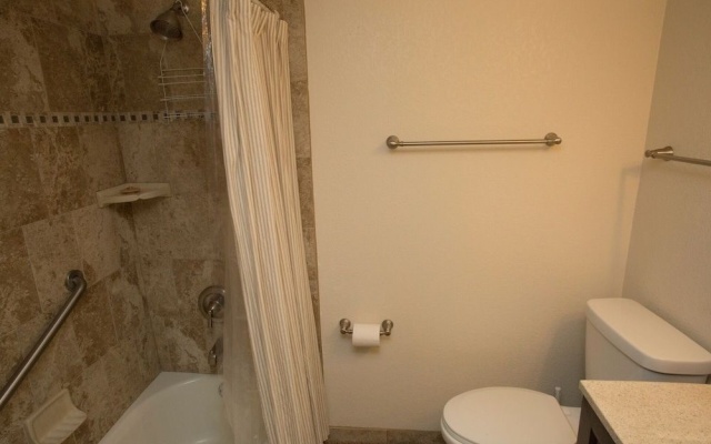 photo 5 of Win-San B-203 - 2 Br Condo