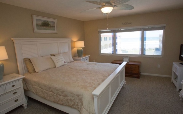 photo 2 of Win-San B-204 - 2 Br Condo
