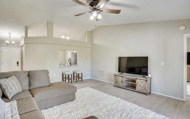 photo 2 of Family-friendly Winter Haven Home w/ Pool!
