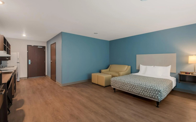 photo 2 of WoodSpring Suites Bellflower - Los Angeles