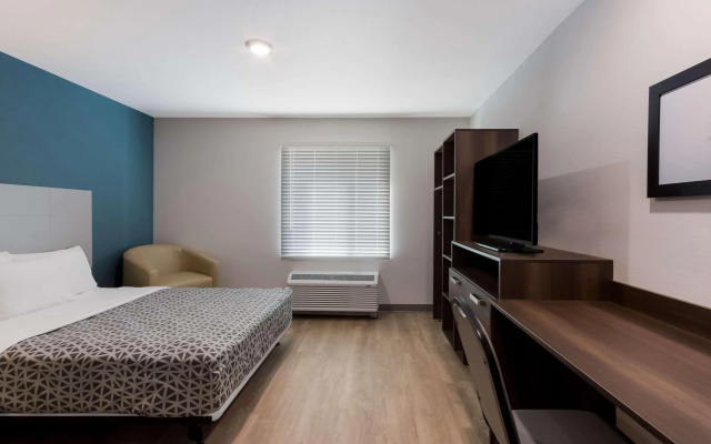 photo 4 of Woodspring Suites Chandler Airport