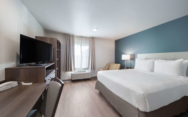 photo 4 of WoodSpring Suites Dallas Plano Central Legacy Drive