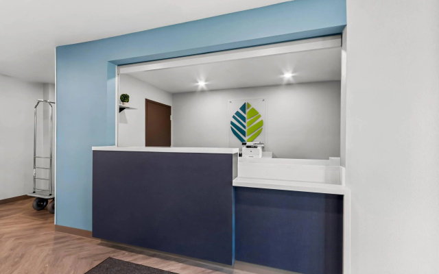 photo 3 of Woodspring Suites Gilbert - Mesa Gateway Airport