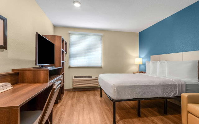 photo 3 of WoodSpring Suites Miramar